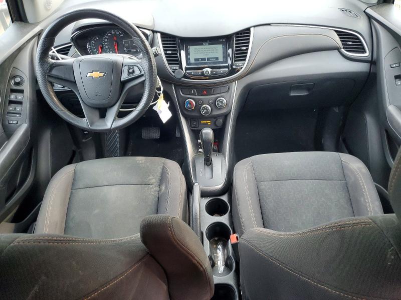 Photo 8 from auction – 2017 CHEVROLET TRAX with VIN KL7CJNSBXHB088557