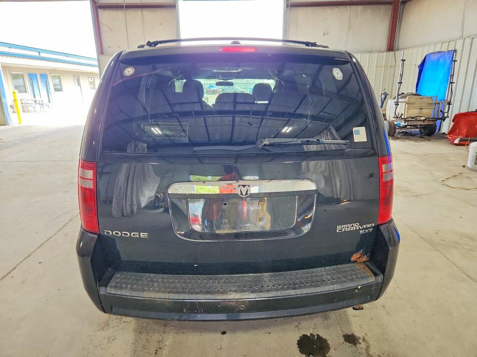 Photo 6 from auction – 2010 DODGE GRAND CARAVAN with VIN 2D4RN5D11AR353530