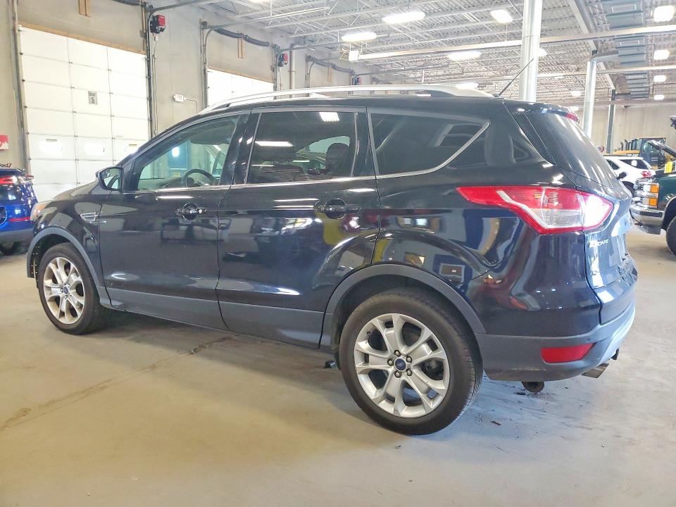 Photo 2 from auction – 2016 FORD ESCAPE with VIN 1FMCU9JX7GUC43238
