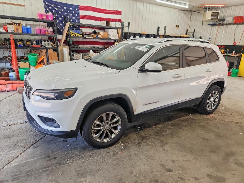 JEEP CHEROKEE 2021 with VIN 1C4PJMLB1MD137558 - Photo from auction