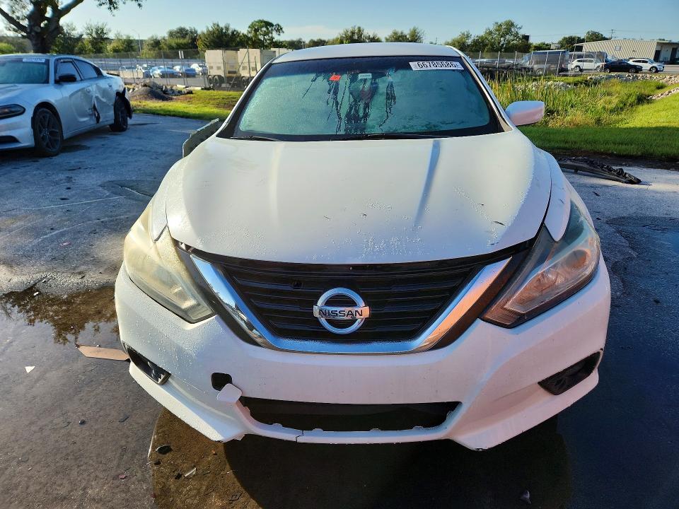 Photo 5 from auction – 2018 NISSAN ALTIMA with VIN 1N4AL3AP3JC161229