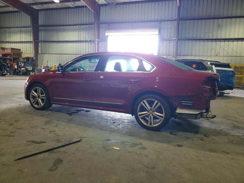 Photo 2 from auction – 2015 VOLKSWAGEN PASSAT with VIN 1VWBS7A35FC064611