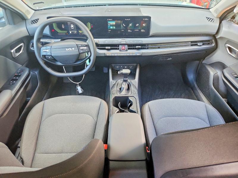 Photo 8 from auction – 2025 KIA K4 with VIN 3KPFT4DE2SE111335