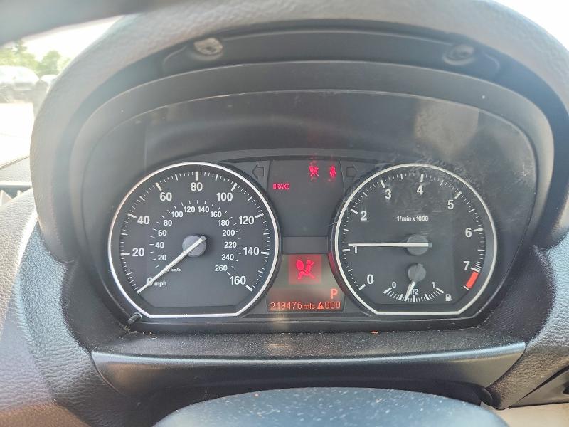 Photo 9 from auction – 2010 BMW 128 with VIN WBAUP7C5XAVK76779