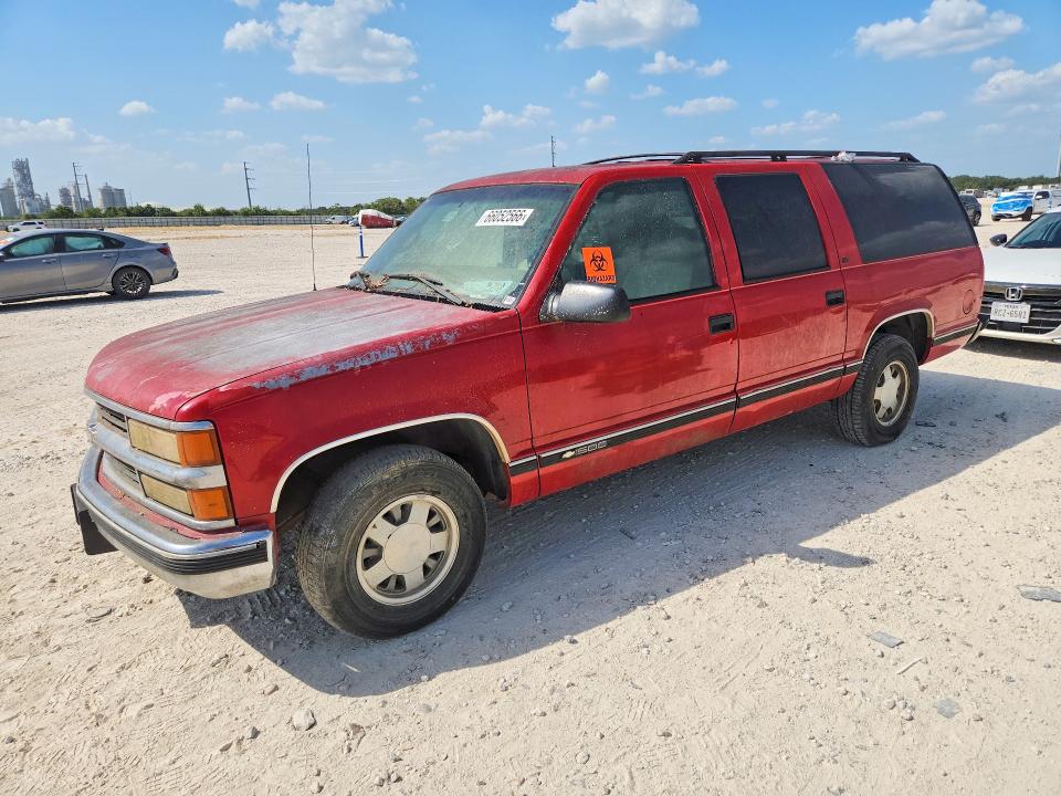 1999 CHEVROLET SUBURBAN - Търг №66052566