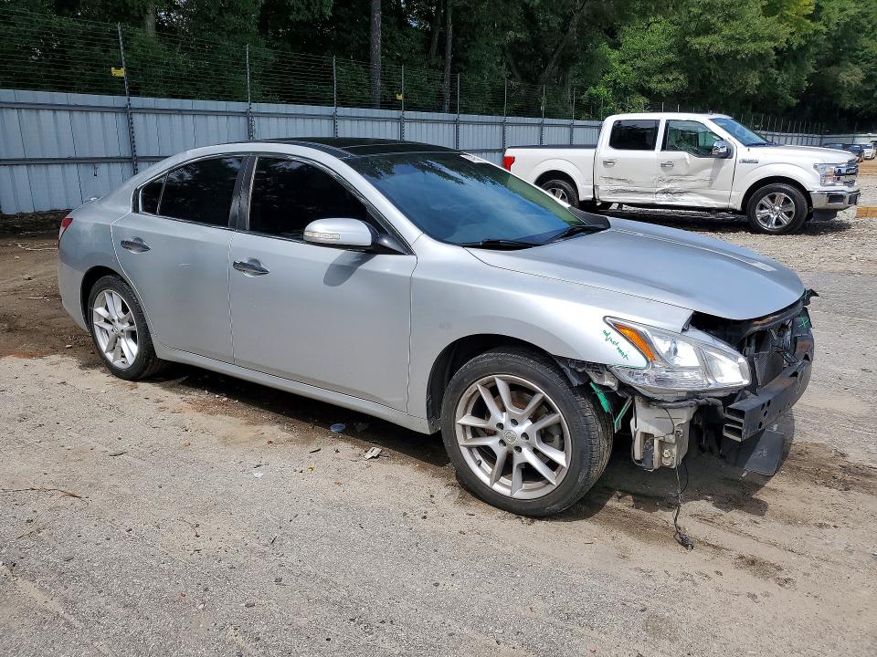 Foto 4 de la subasta – 2009 NISSAN MAXIMA con VIN 1N4AA51E69C800067