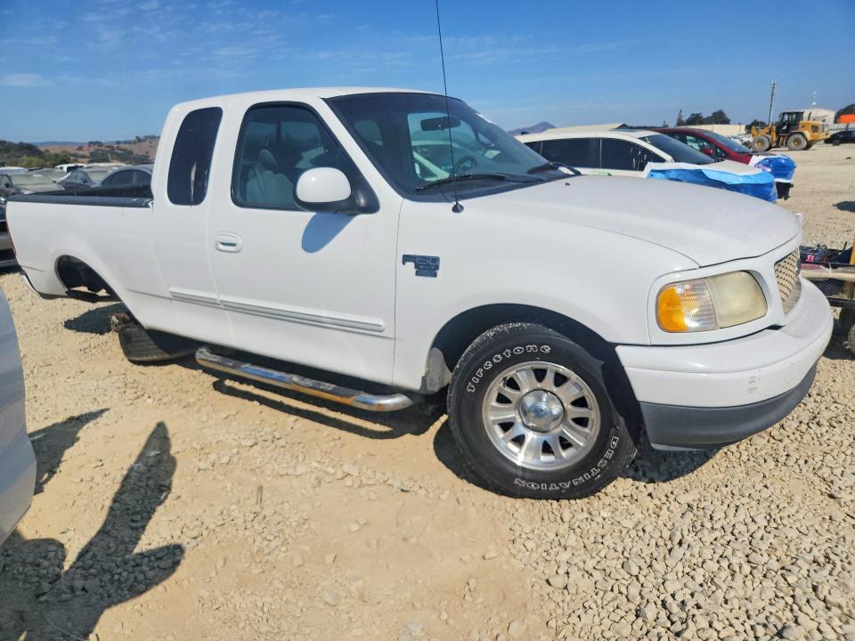 Photo 4 from auction – 2001 FORD F150 with VIN 1FTRX17L21NA98915