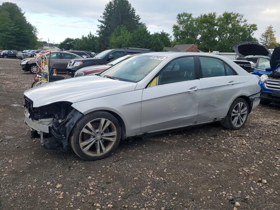 MERCEDES-BENZ E 2015 with VIN WDDHF5KB5FB118352 - Photo from auction