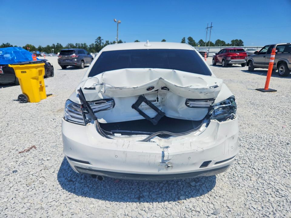 Photo 6 from auction – 2015 BMW 328 with VIN WBA3A5C50FF609901