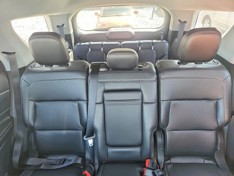 Photo 10 from auction – 2023 FORD EXPLORER with VIN 1FMSK8DH6PGB00943
