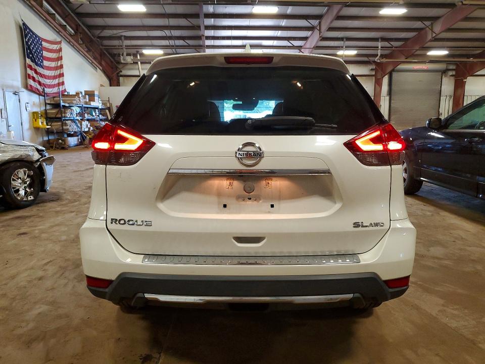 Photo 6 from auction – 2018 NISSAN ROGUE with VIN 5N1AT2MV3JC796610