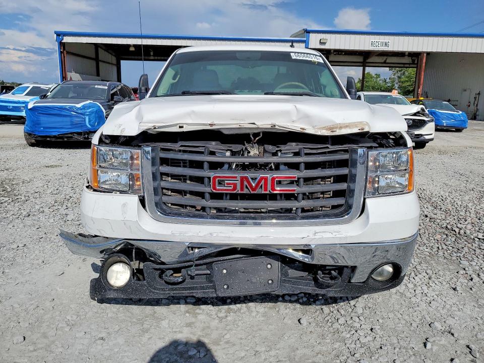 Photo 5 from auction – 2008 GMC SIERRA with VIN 1GTHC23628F138654
