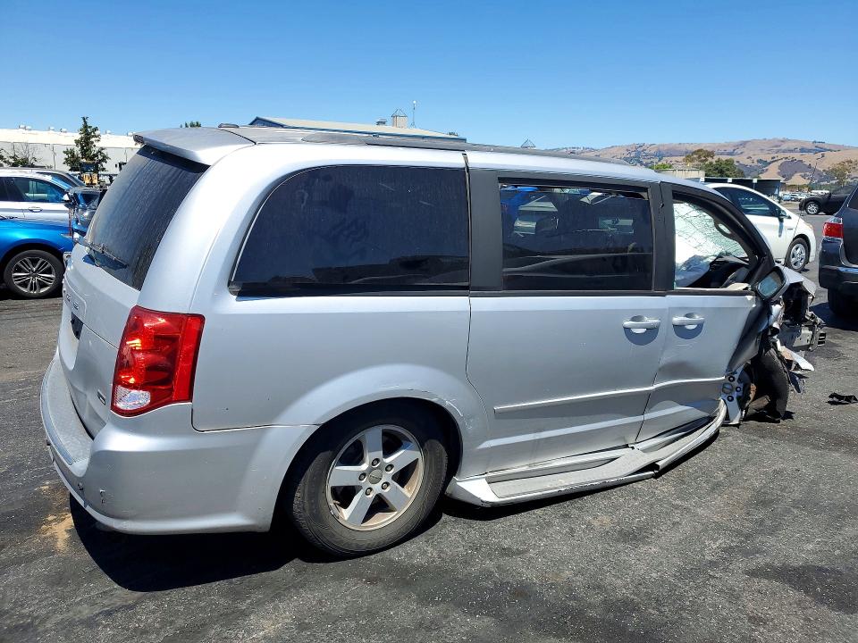 صورة رقم 3 من المزاد - 2011 DODGE GRAND CARAVAN مع VIN 2D4RN3DG9BR731099