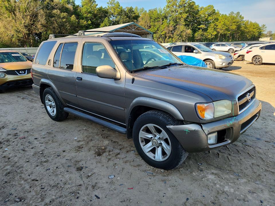Photo 4 from auction – 2002 NISSAN PATHFINDER with VIN JN8DR09X52W663138
