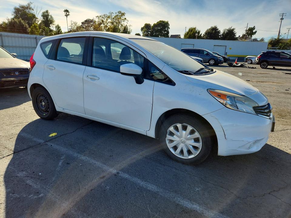Photo 4 from auction – 2016 NISSAN VERSA NOTE with VIN 3N1CE2CP2GL351575