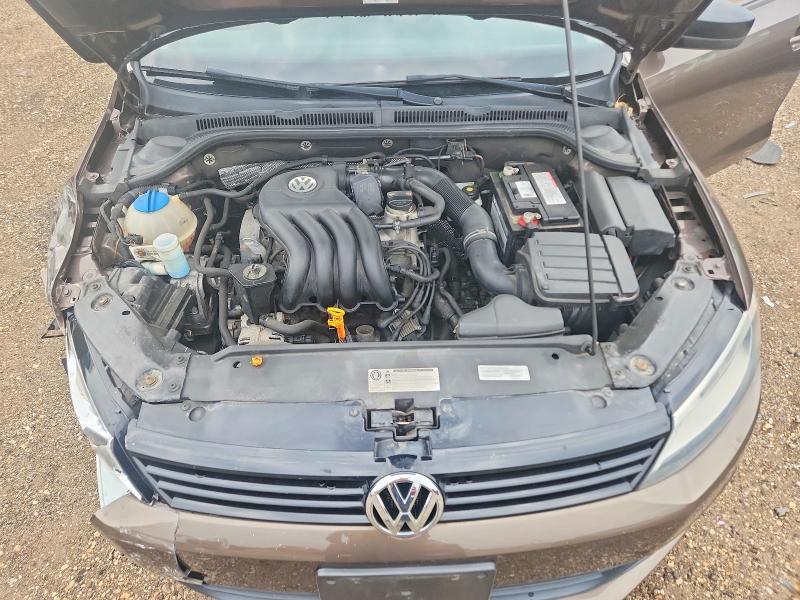 Photo 11 from auction – 2013 VOLKSWAGEN JETTA with VIN 3VW2K7AJ9DM393144