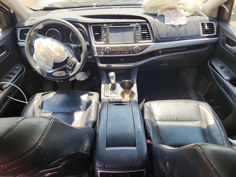Photo 8 from auction – 2015 TOYOTA HIGHLANDER with VIN 5TDJKRFH9FS183114