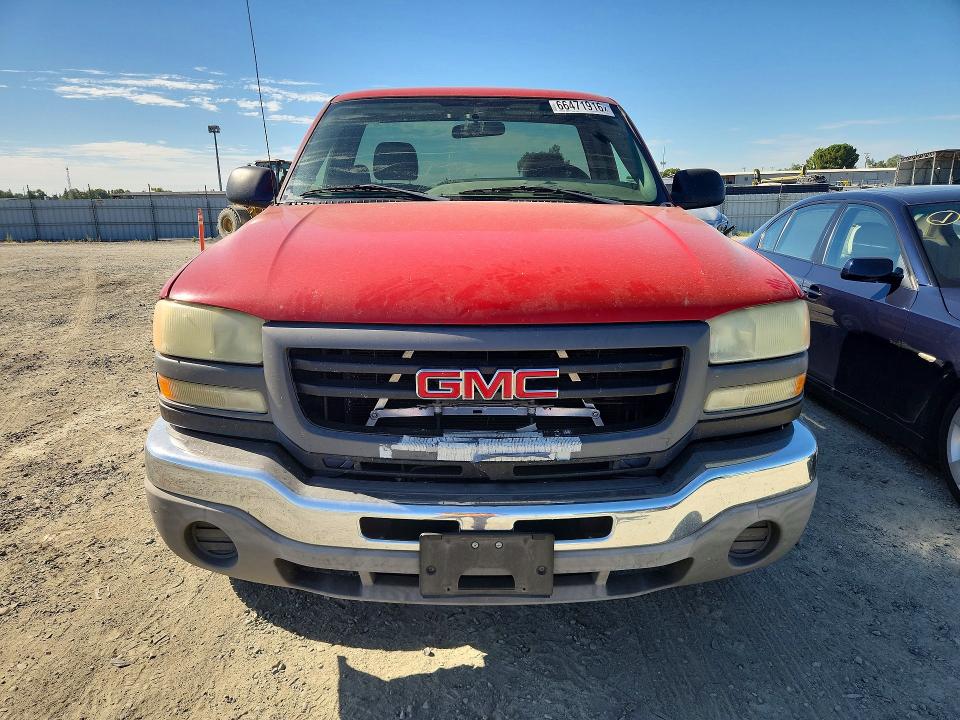 Photo 5 from auction – 2004 GMC SIERRA with VIN 1GTHC24U44E295406