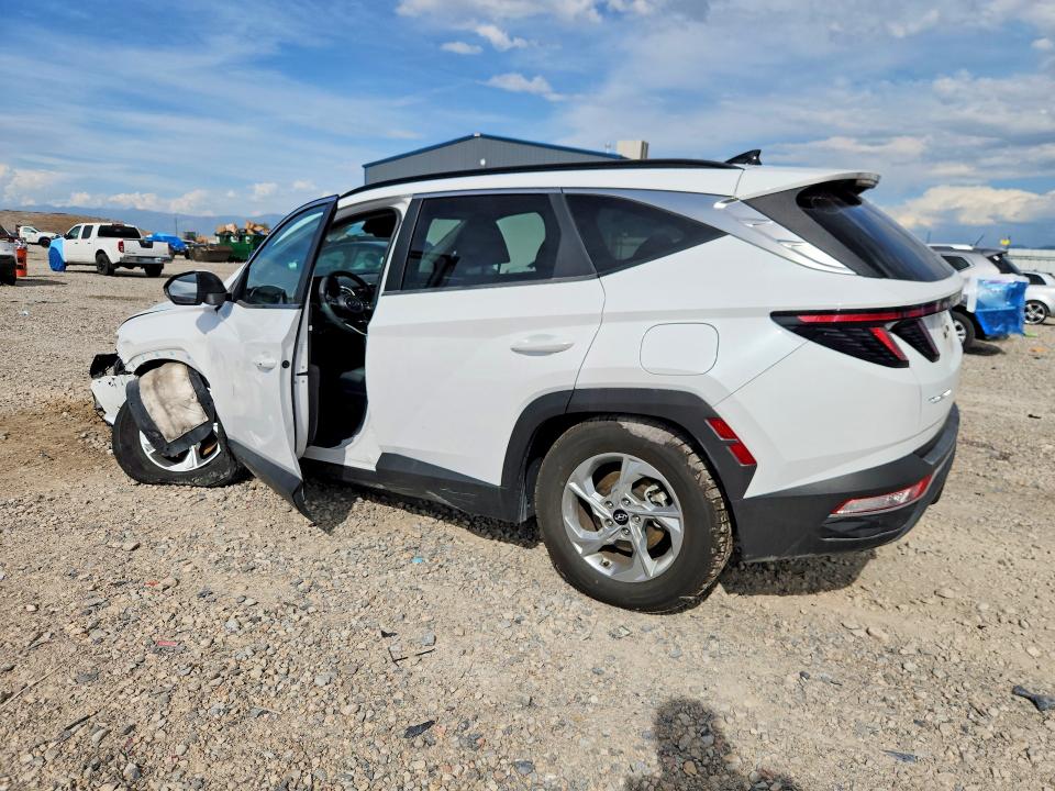 Photo 2 from auction – 2022 HYUNDAI TUCSON with VIN KM8JBCAE5NU024431