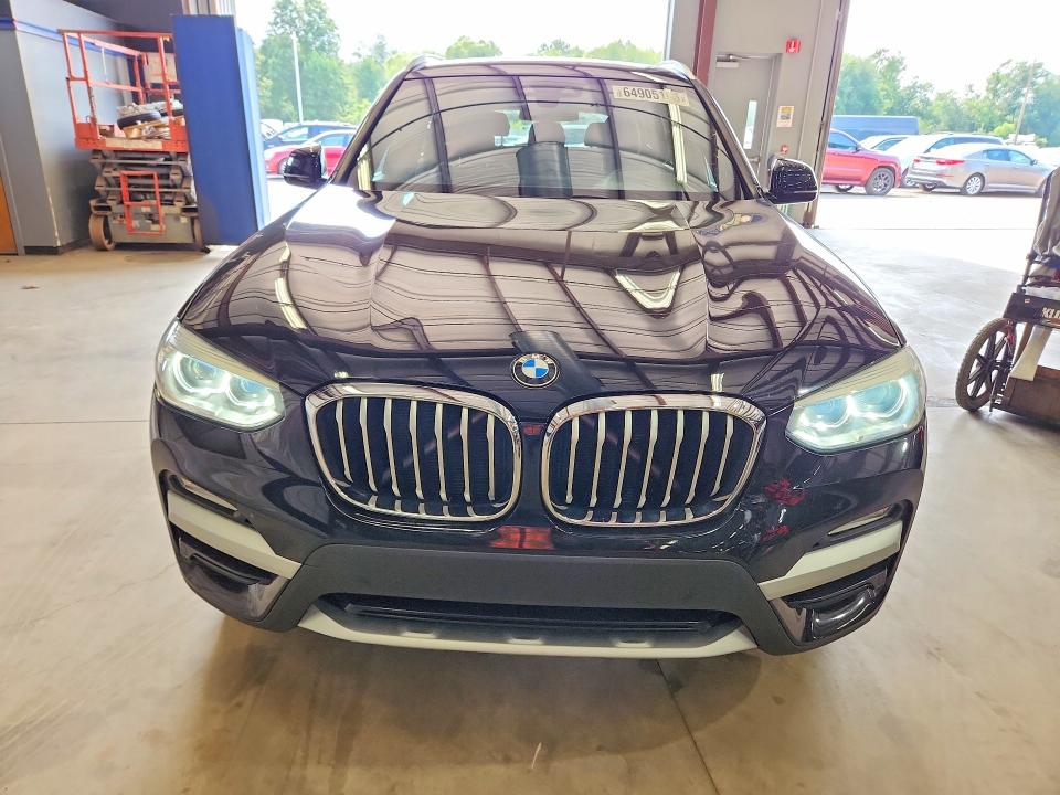 صورة رقم 5 من المزاد - 2018 BMW X3 مع VIN 5UXTR9C56JLD61233