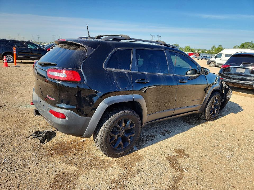 Photo 3 from auction – 2017 JEEP CHEROKEE with VIN 1C4PJMBS2HW616325