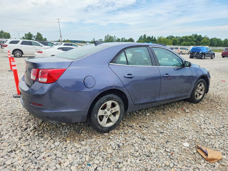 Photo 3 from auction – 2015 CHEVROLET MALIBU with VIN 1G11B5SL9FF310438