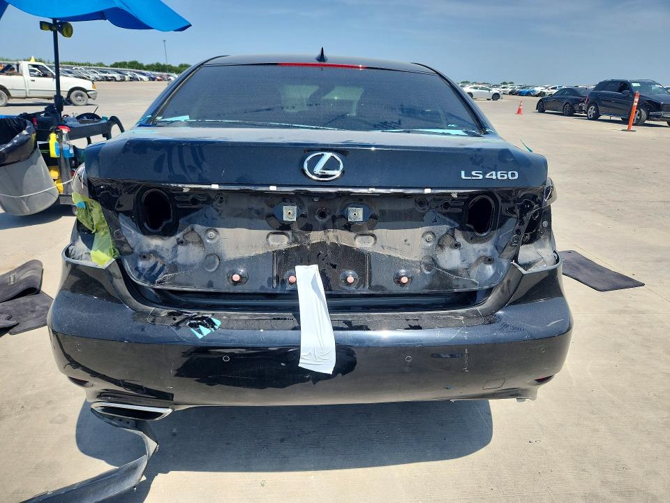 Photo 6 from auction – 2014 LEXUS LS with VIN JTHBL5EFXE5125963