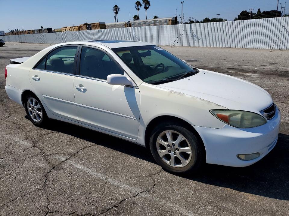 Photo 4 from auction – 2004 TOYOTA CAMRY with VIN JTDBE32K540287626