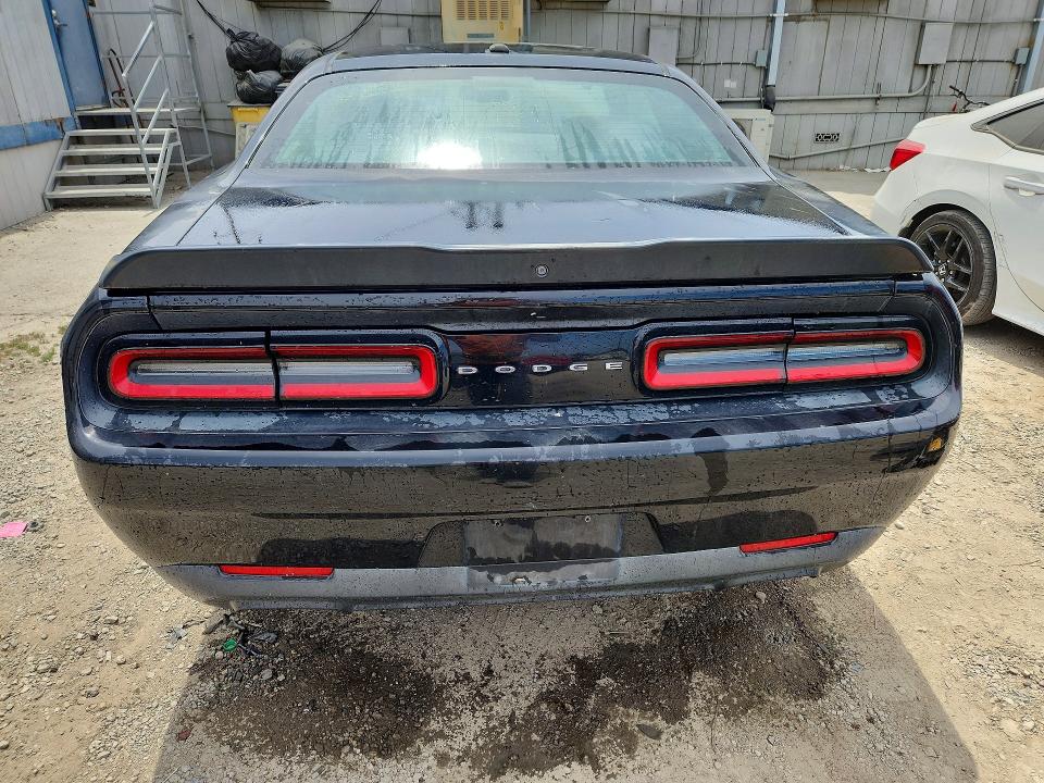 Photo 6 from auction – 2019 DODGE CHALLENGER with VIN 2C3CDZAG4KH521839