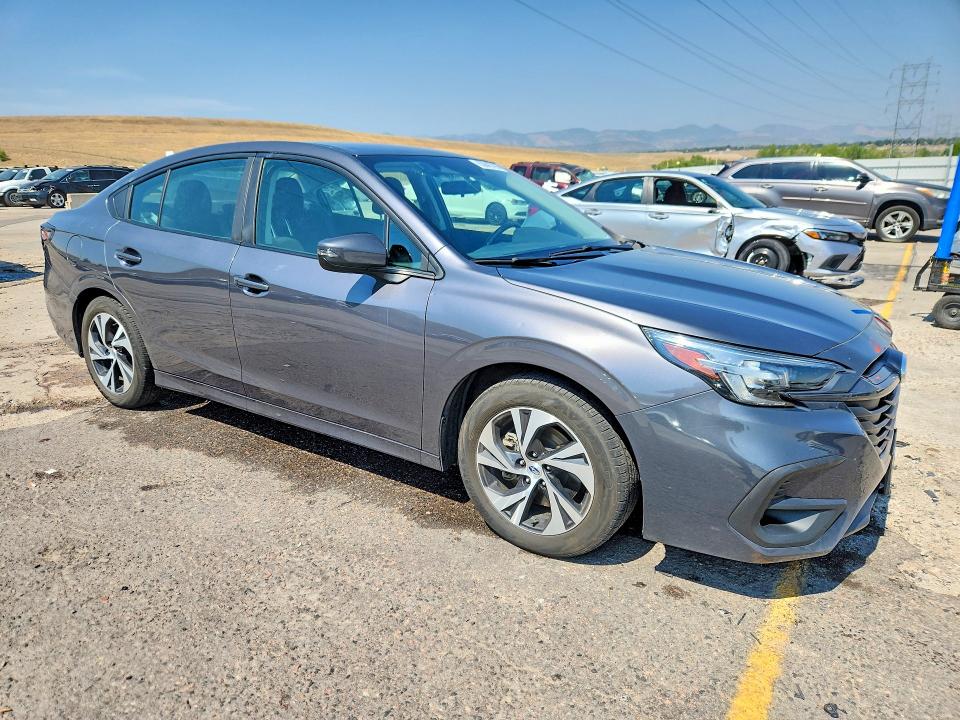 Photo 4 from auction – 2024 SUBARU LEGACY with VIN 4S3BWAD61R3025397