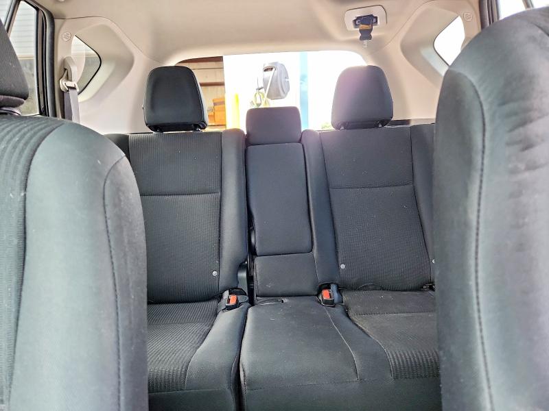 Photo 10 from auction – 2016 TOYOTA RAV4 with VIN 2T3BFREV9GW503855