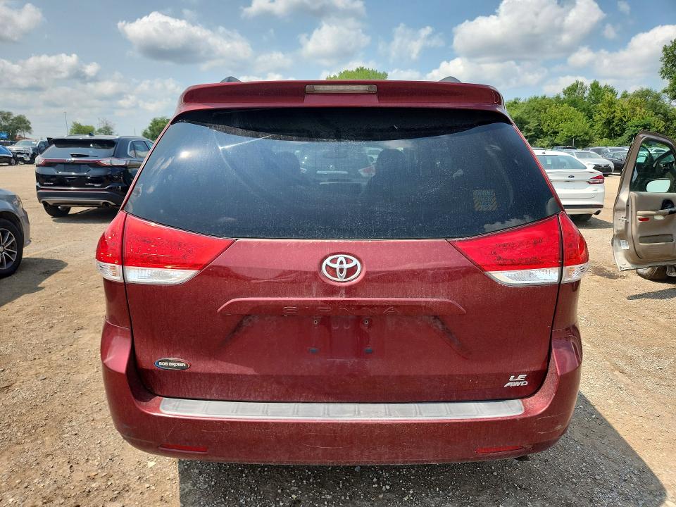Photo 6 from auction – 2011 TOYOTA SIENNA with VIN 5TDJK3DC0BS023346