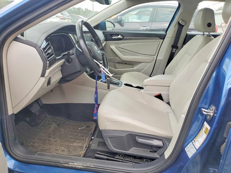 Photo 7 from auction – 2019 VOLKSWAGEN JETTA with VIN 3VWE57BU0KM167682