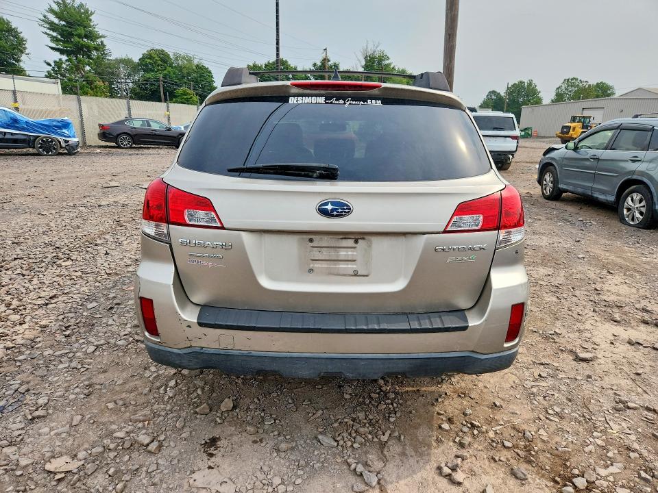 Photo 6 from auction – 2014 SUBARU OUTBACK with VIN 4S4BRBCC5E3310534