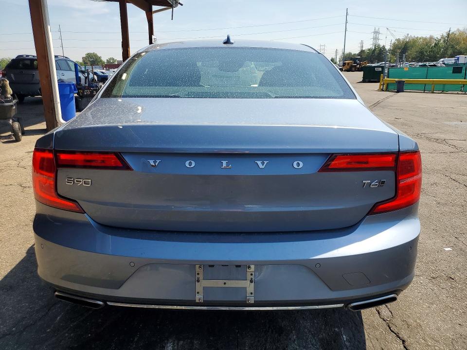 Photo 6 from auction – 2017 VOLVO S90 with VIN YV1A22MK1H1003981