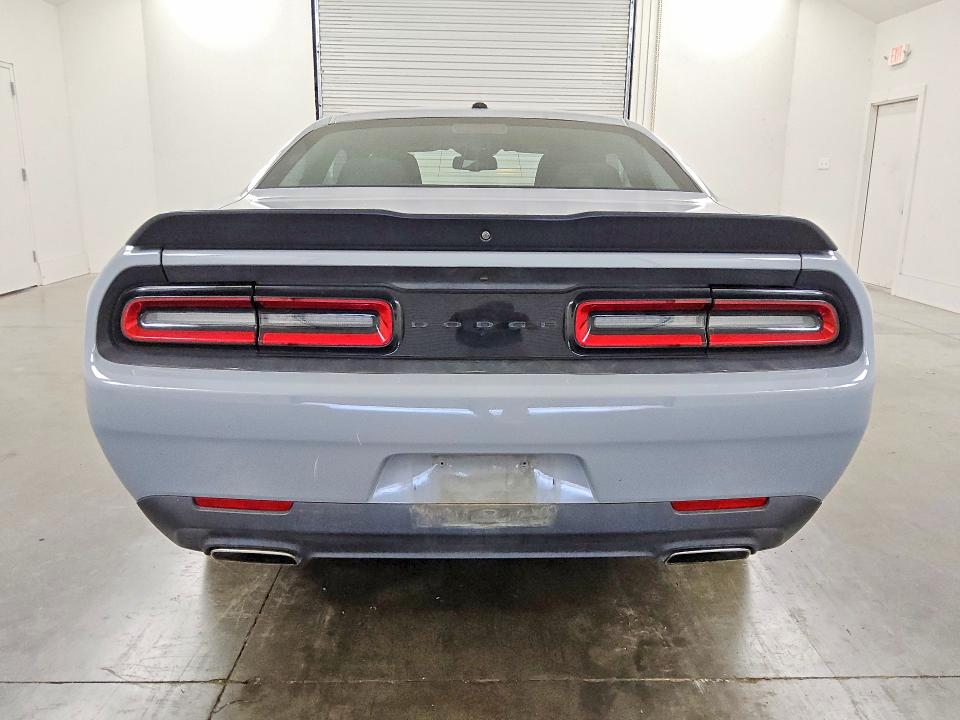 Photo 6 from auction – 2021 DODGE CHALLENGER with VIN 2C3CDZAG1MH610139