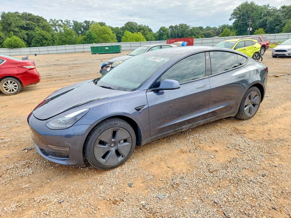 TESLA MODEL 3 2022 with VIN 5YJ3E1EA5NF102781 - Photo from auction