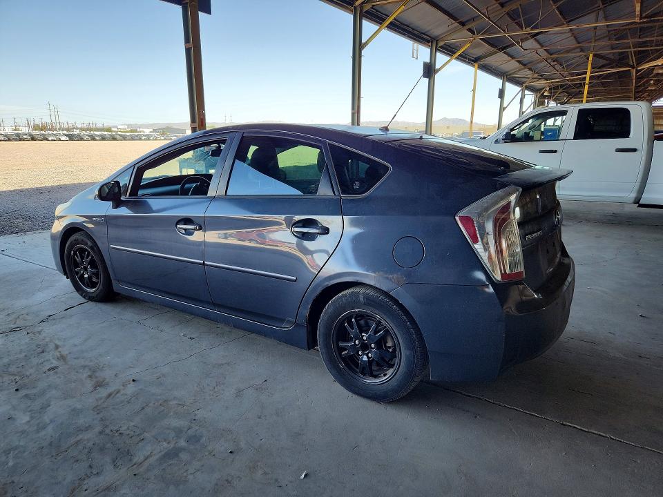 Photo 2 from auction – 2013 TOYOTA PRIUS with VIN JTDKN3DU9D5599045
