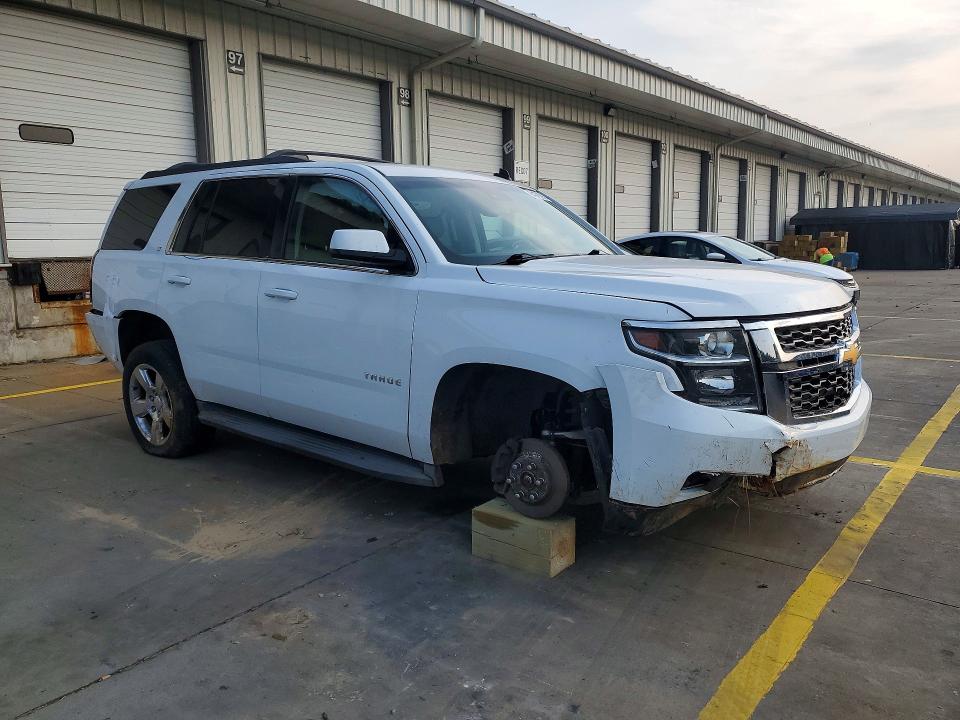 Photo 4 from auction – 2015 CHEVROLET TAHOE with VIN 1GNSKBKC6FR187875