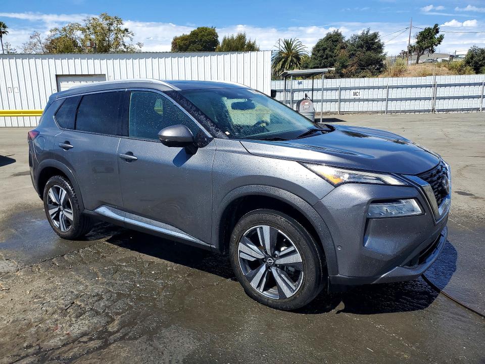 Photo 4 from auction – 2023 NISSAN ROGUE with VIN 5N1BT3CB3PC798397
