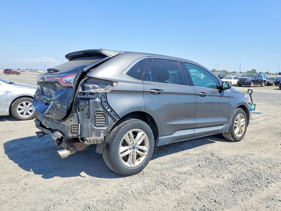 Photo 3 from auction – 2018 FORD EDGE with VIN 2FMPK4J83JBB28586