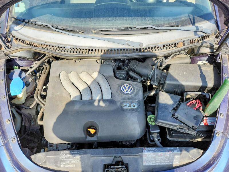 Photo 12 from auction – 2001 VOLKSWAGEN NEW BEETLE with VIN 3VWBT21C01M413262
