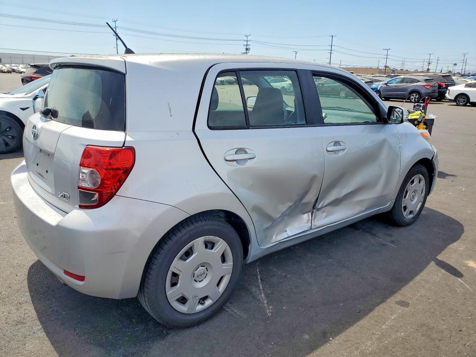 Photo 3 from auction – 2010 SCION XD with VIN JTKKU4B49A1005724