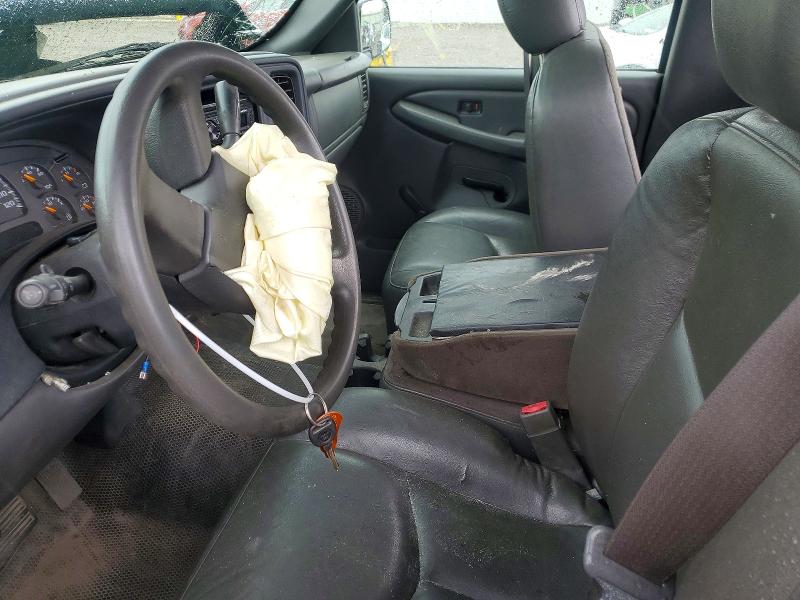 Photo 7 from auction – 2006 CHEVROLET SILVERADO with VIN 1GCEC14Z76E216810