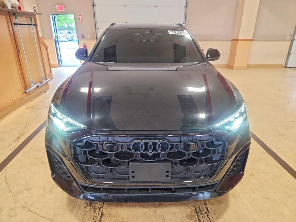 Photo 5 from auction – 2025 AUDI Q8 with VIN WA1EVBF18SD023325