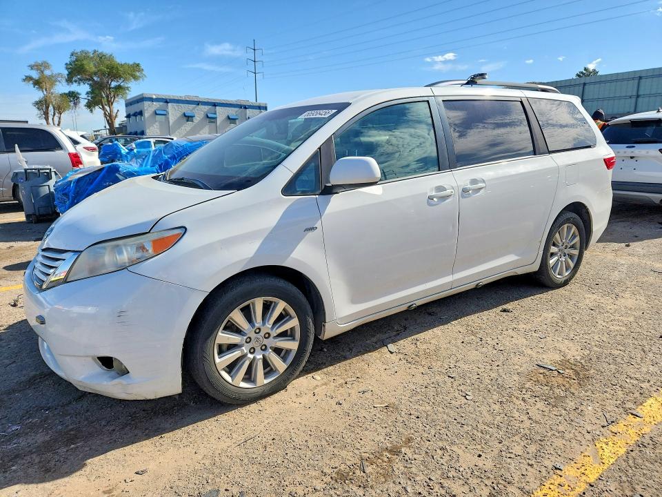 TOYOTA SIENNA 2017 with VIN 5TDJZ3DC7HS163365 - Photo from auction