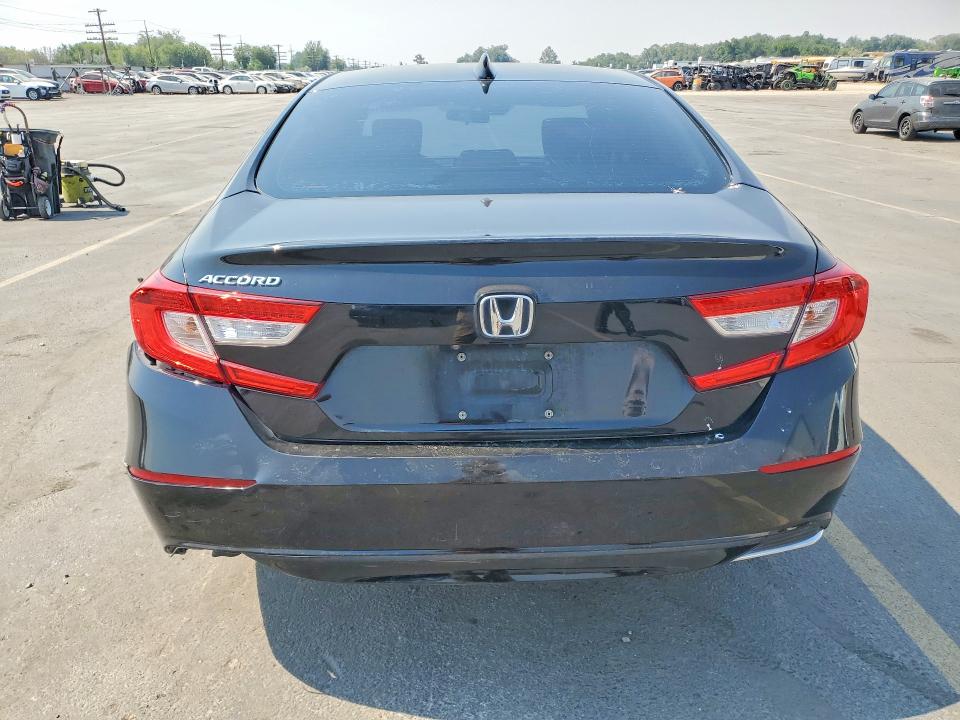 Photo 6 from auction – 2018 HONDA ACCORD with VIN 1HGCV1F41JA185414