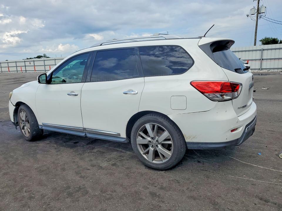Photo 2 from auction – 2014 NISSAN PATHFINDER with VIN 5N1AR2MN5EC640492
