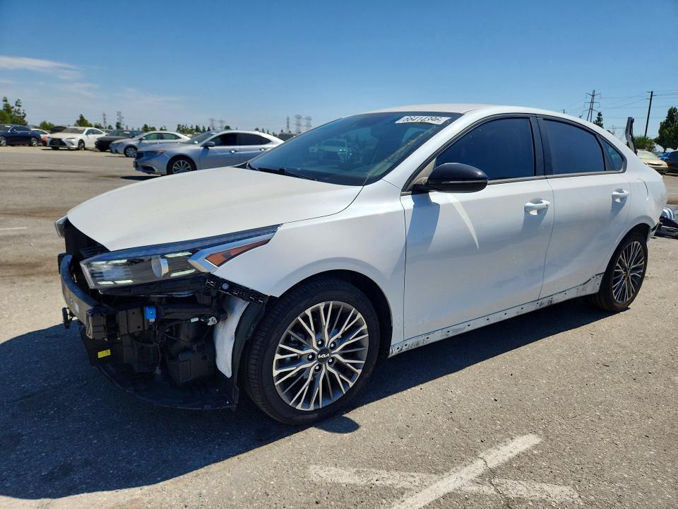 Zdjęcie 1 z aukcji – 2023 KIA FORTE z VIN 3KPF54AD1PE672199