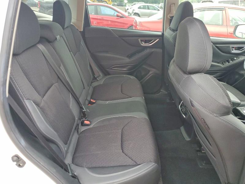 Photo 11 from auction – 2020 SUBARU FORESTER with VIN JF2SKAJC1LH546704